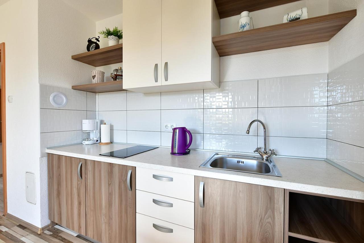 רקוביצה Holiday Home Ostrun מראה חיצוני תמונה