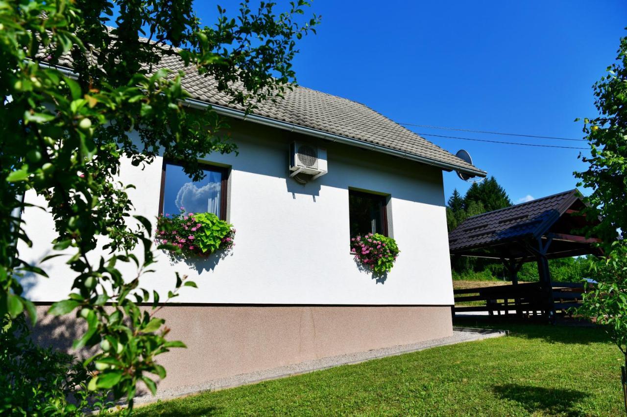 רקוביצה Holiday Home Ostrun מראה חיצוני תמונה