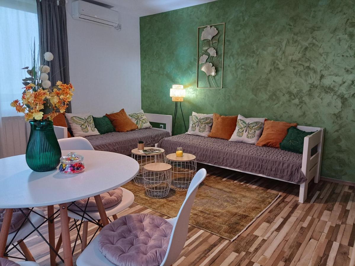 רקוביצה Holiday Home Ostrun מראה חיצוני תמונה